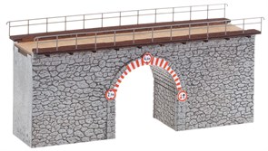 120498 Каменный арочный мост 18.5 см